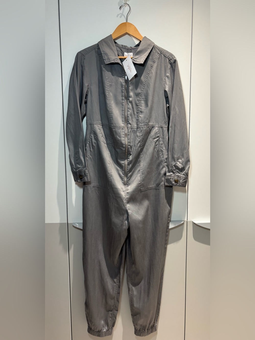 NEW Isabel Maternity by Ingrid & Isabel Long Sleeve Jumpsuit Romper Zip-up Small